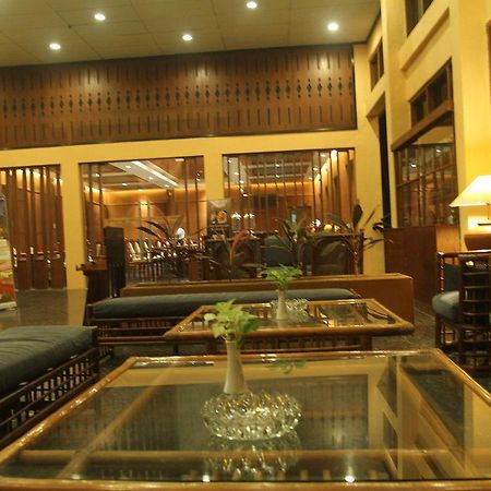 Hotel Mutiara Cilacap Exterior foto